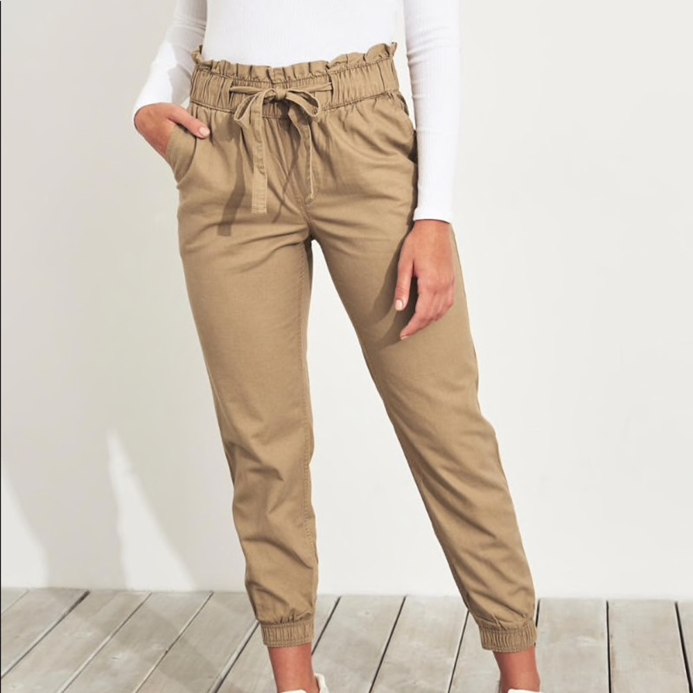 Hollister high rise paperback joggers